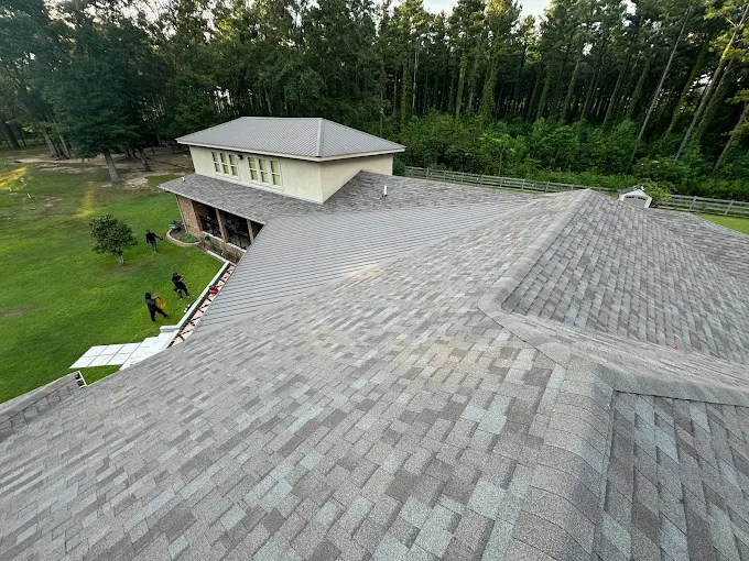Owens Corning Duration shingles in Driftwood — roof completed by Southeast Roofing in Hattiesburg, Mississippi.
