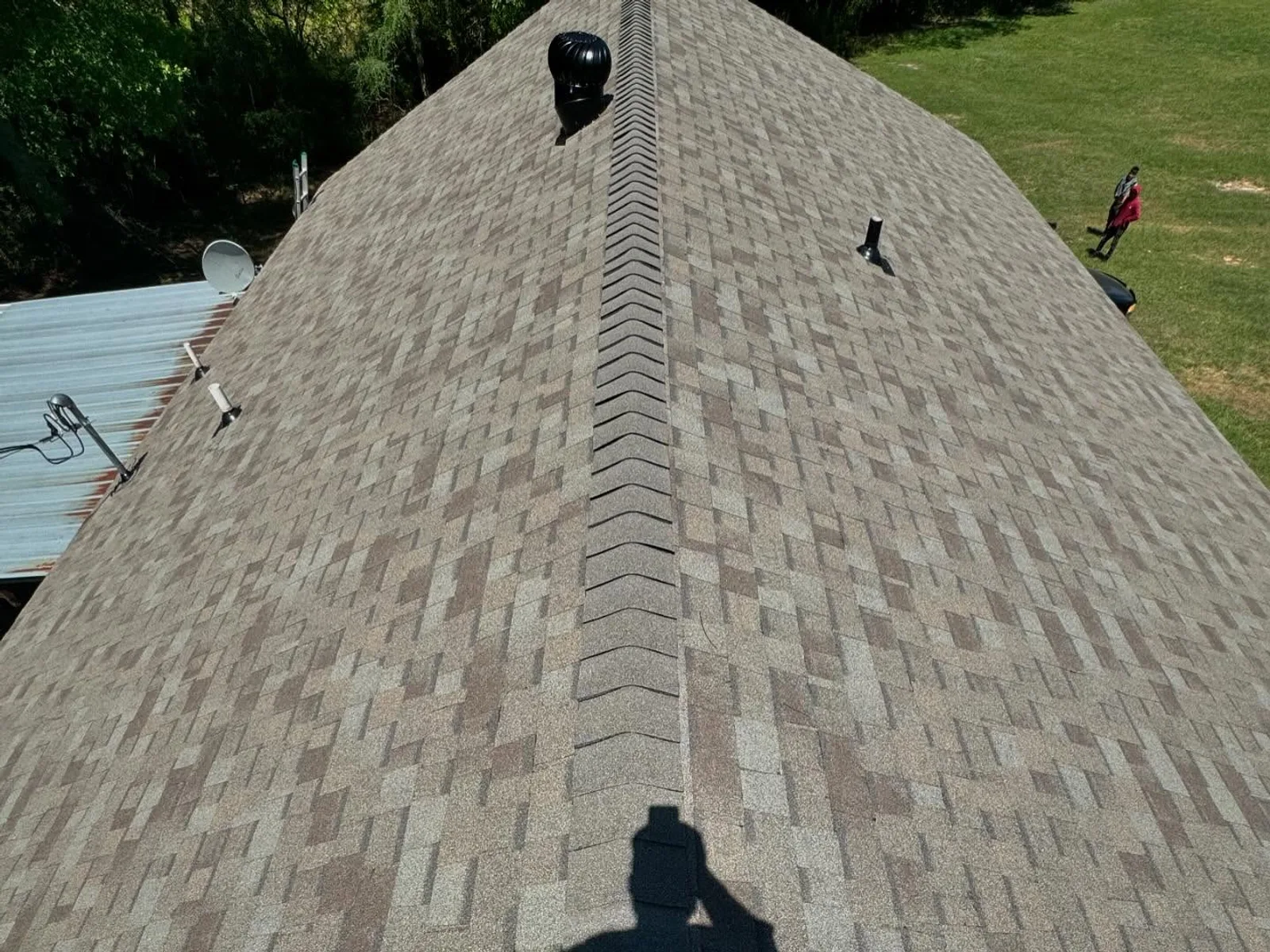 Owens Corning Duration shingles in Driftwood — roof completed by Southeast Roofing in Waynesboro, Mississippi.